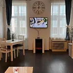 Comfy Apartment Near The City Centre